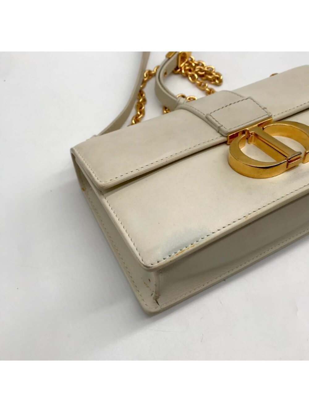 Christian Dior Chalk Leather 30 Montaigne East West Shoulder Bag - Picture 7 of 11